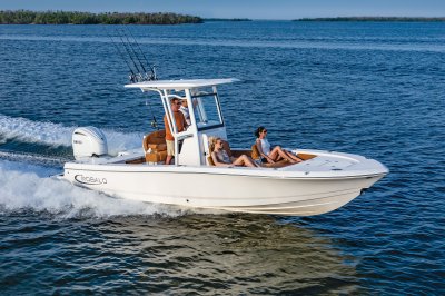 2025 R246 Cayman Running in Ocean Front Starboard View