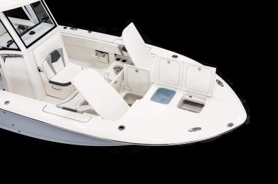 Robalo R266 Cayman Bow Storage