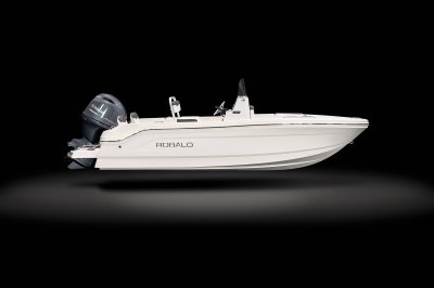 Robalo R160 Profile